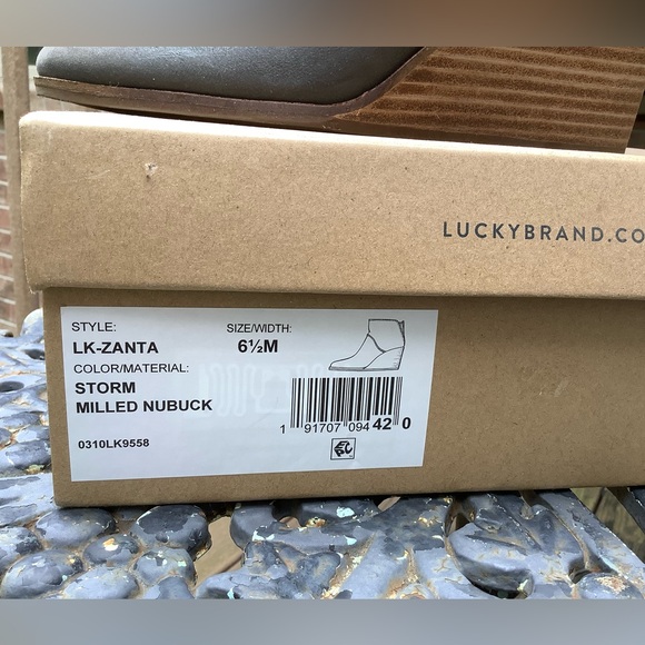 Lucky Brand Grey Leather Upper Booties Size 6 1/2 M - Picture 6 of 7